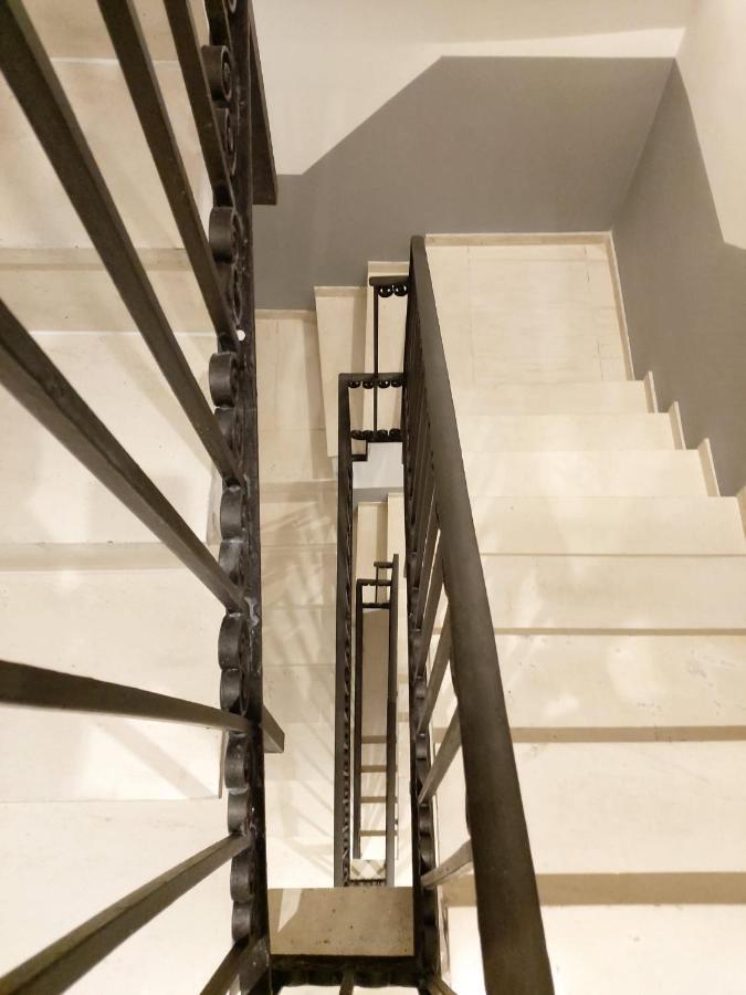 Apartamento Nuevo Y Reformado Al Lado De La Gran Via Madrilena エクステリア 写真